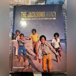 AUTOGRAPHED!!!! The Jackson’s Legacy signed by THREE JACKSONS RARE ITEM